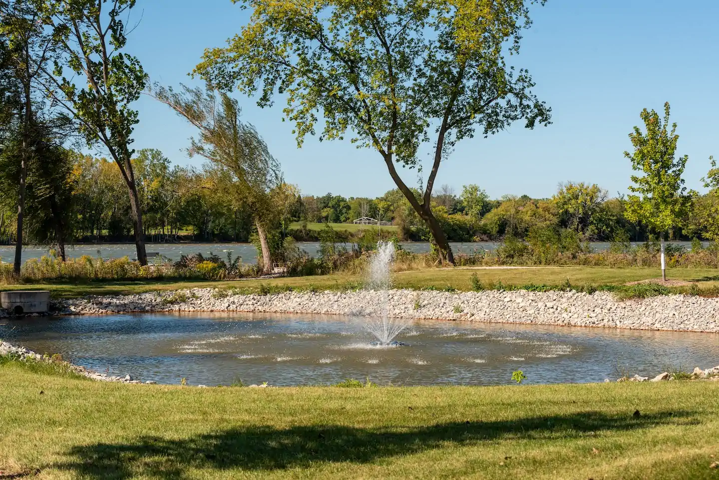 expert lake aeration systems installation maintenance memphis water gardens 1